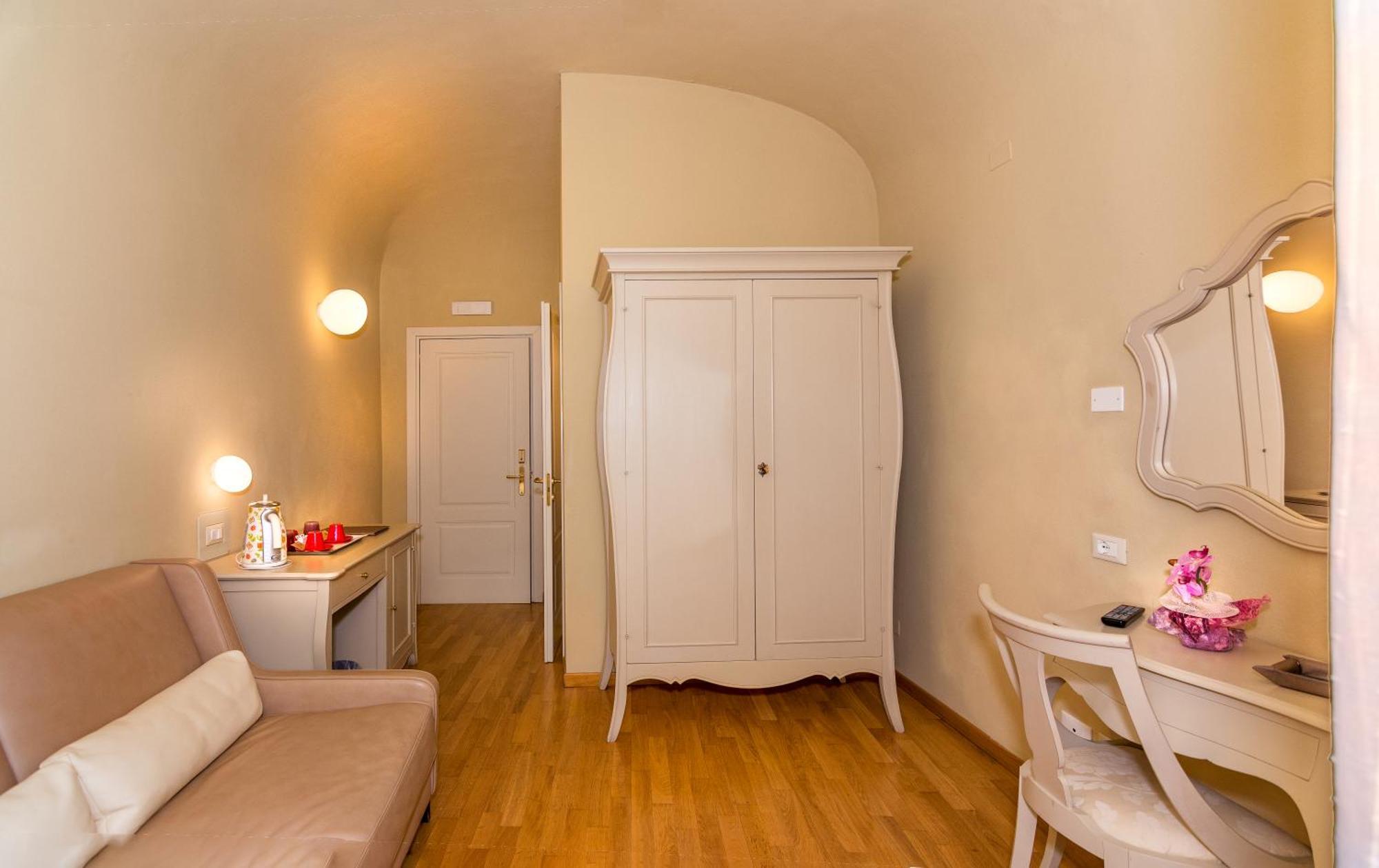 Residenza D'Epoca Relais I Miracoli Hotel Pisa Bagian luar foto