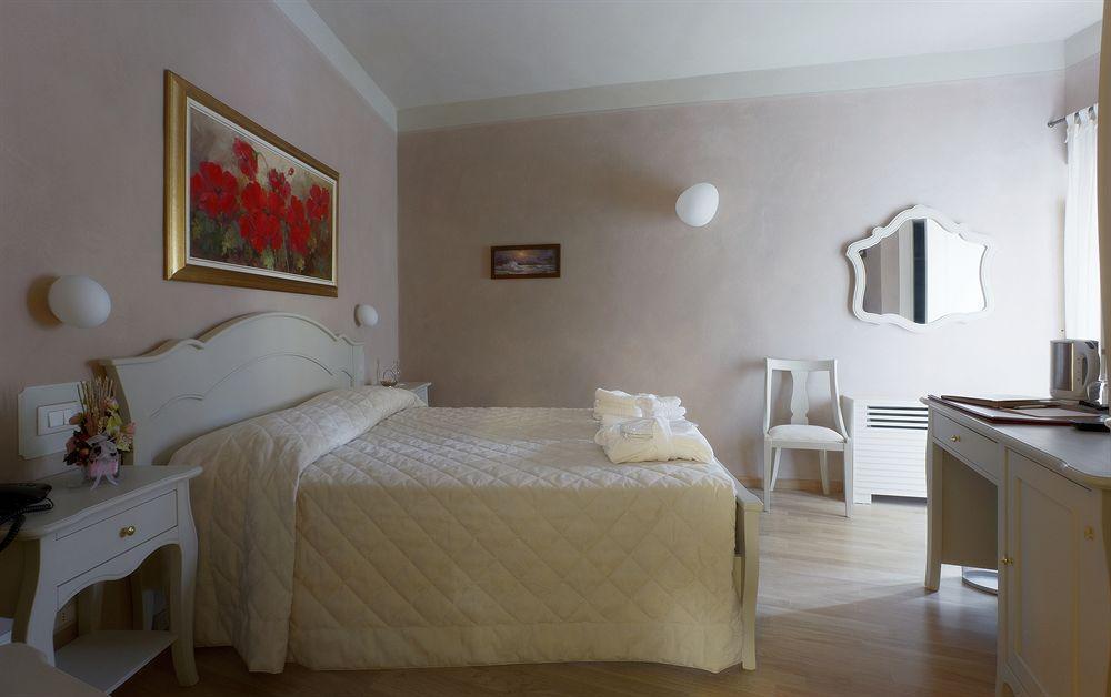 Residenza D'Epoca Relais I Miracoli Hotel Pisa Bagian luar foto